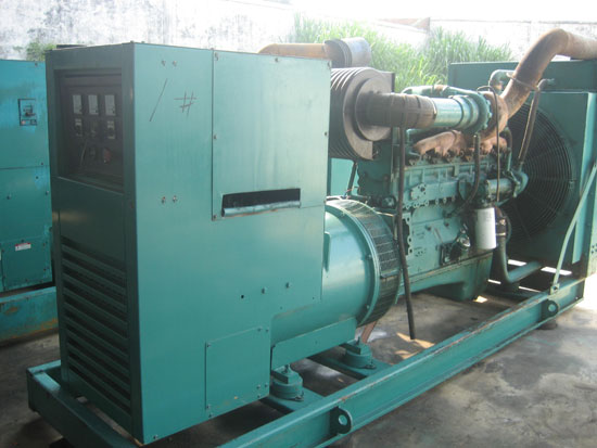 嘉禾租赁发电机- 发电机碳刷磨损的原因是什么