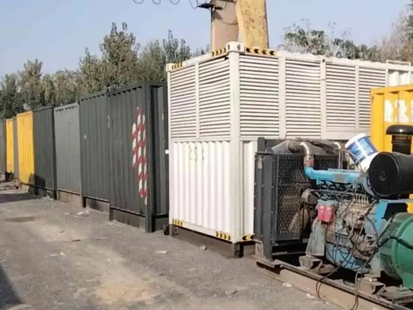 嘉禾200KW柴油发电机机组每小时油耗是多少？