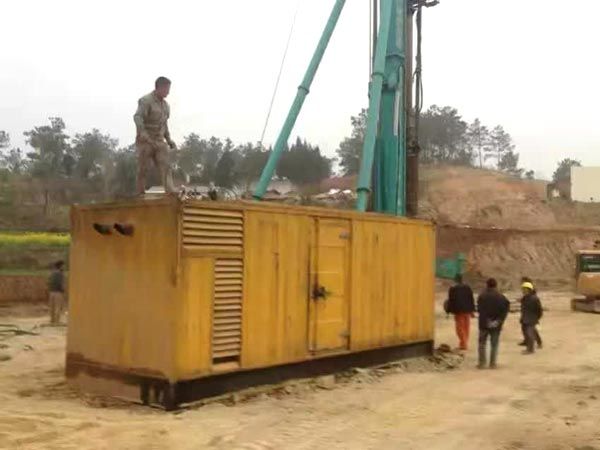 嘉禾如何判断水冷式机油散热器密封件是否需要更换？